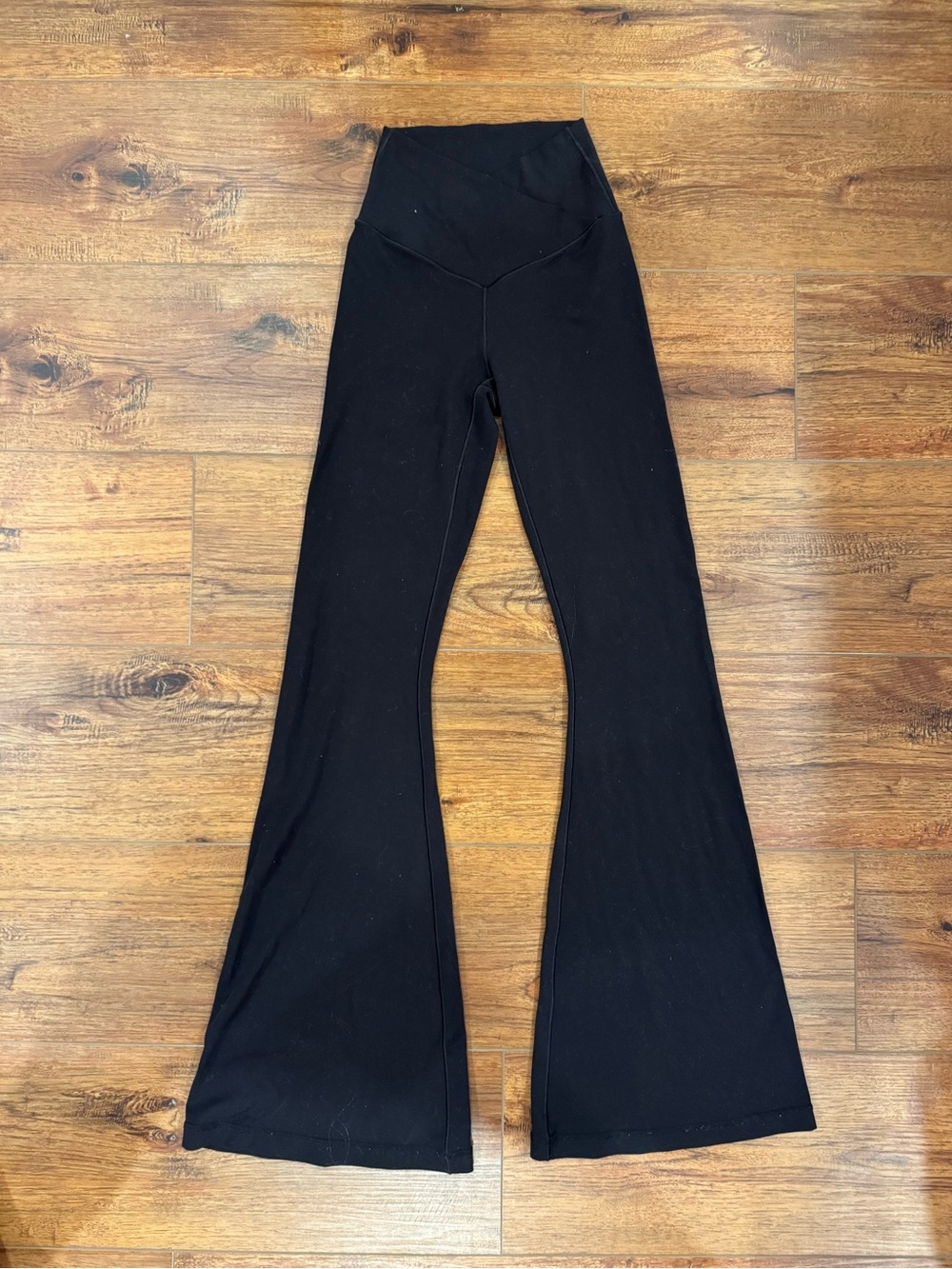 AERIE Women’s Black Flared Yoga Pants